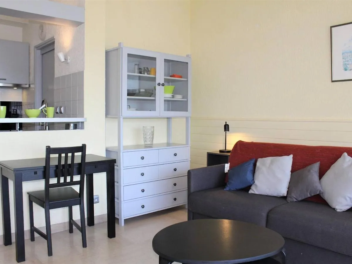 Studio Renove En Bord De Mer A Villeneuve-Loubet - Fr-1-252A-4