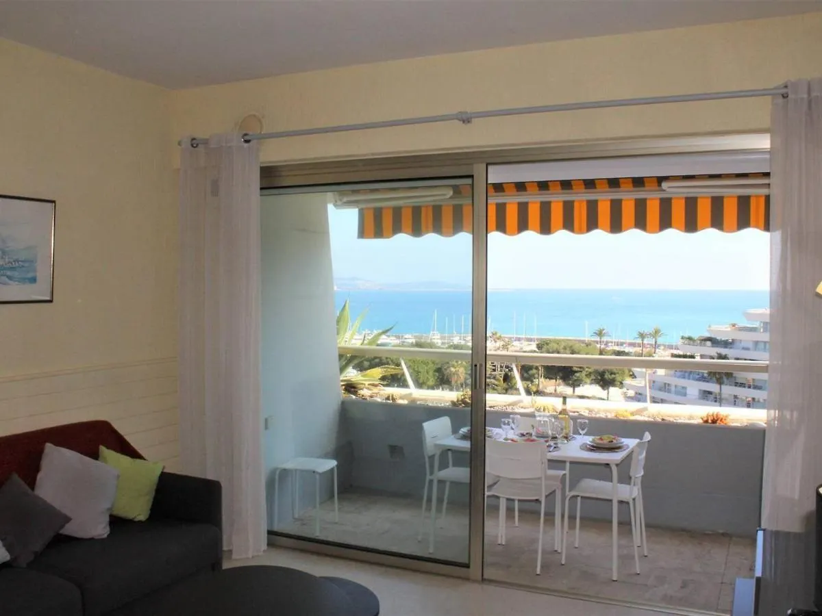 Studio Renove En Bord De Mer A Villeneuve-Loubet - Fr-1-252A-4